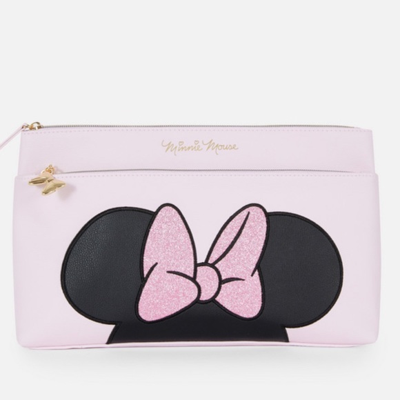 Disney Handbags - Disney Minnie Mouse pink cosmetic makeup bag
